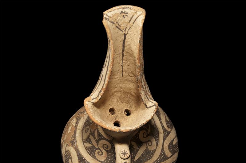 Islamic Ayoubid Painted Ewer - Image 4