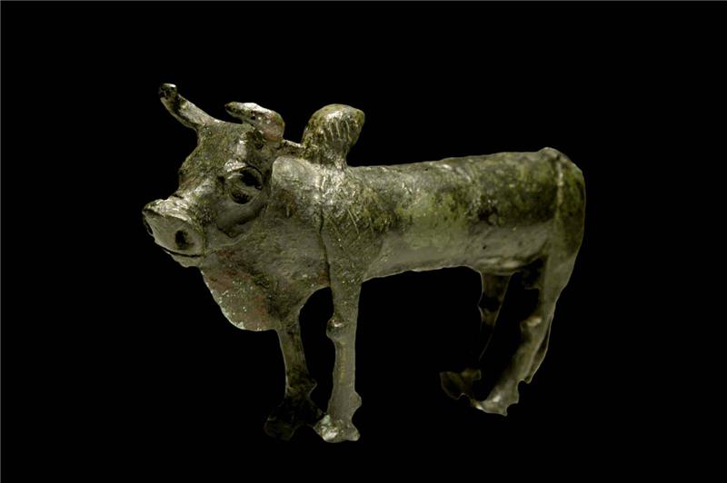 Elamite Bronze Zebu Bull - Image 2