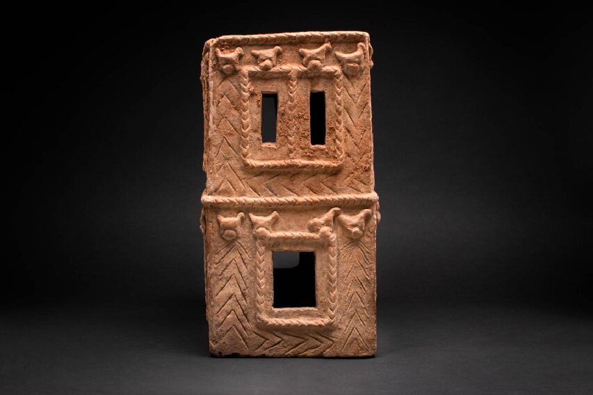 MONUMENTAL MESOPOTAMIAN ARCHITECTURAL TERRACOTTA MODEL - Image 5