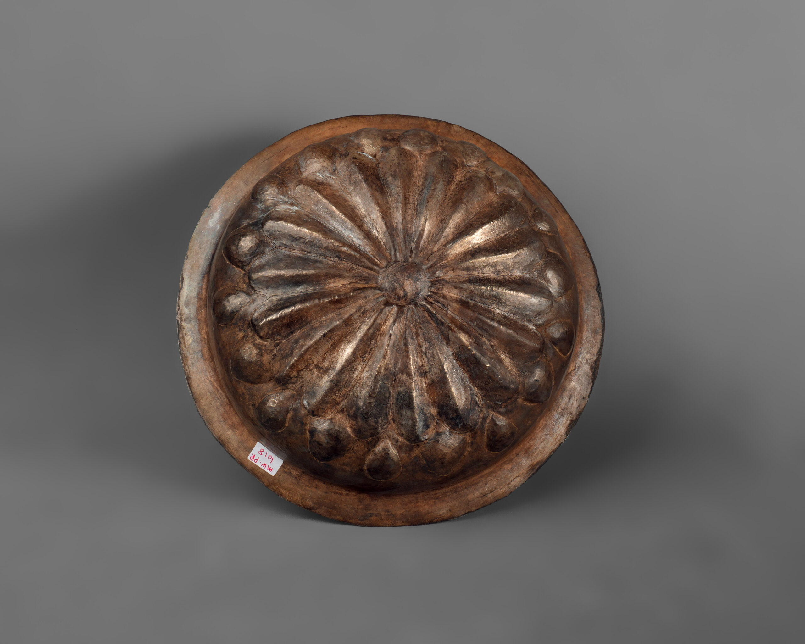 Silver Ribbed Achaemenid Wine Philae Bowl - Image 3