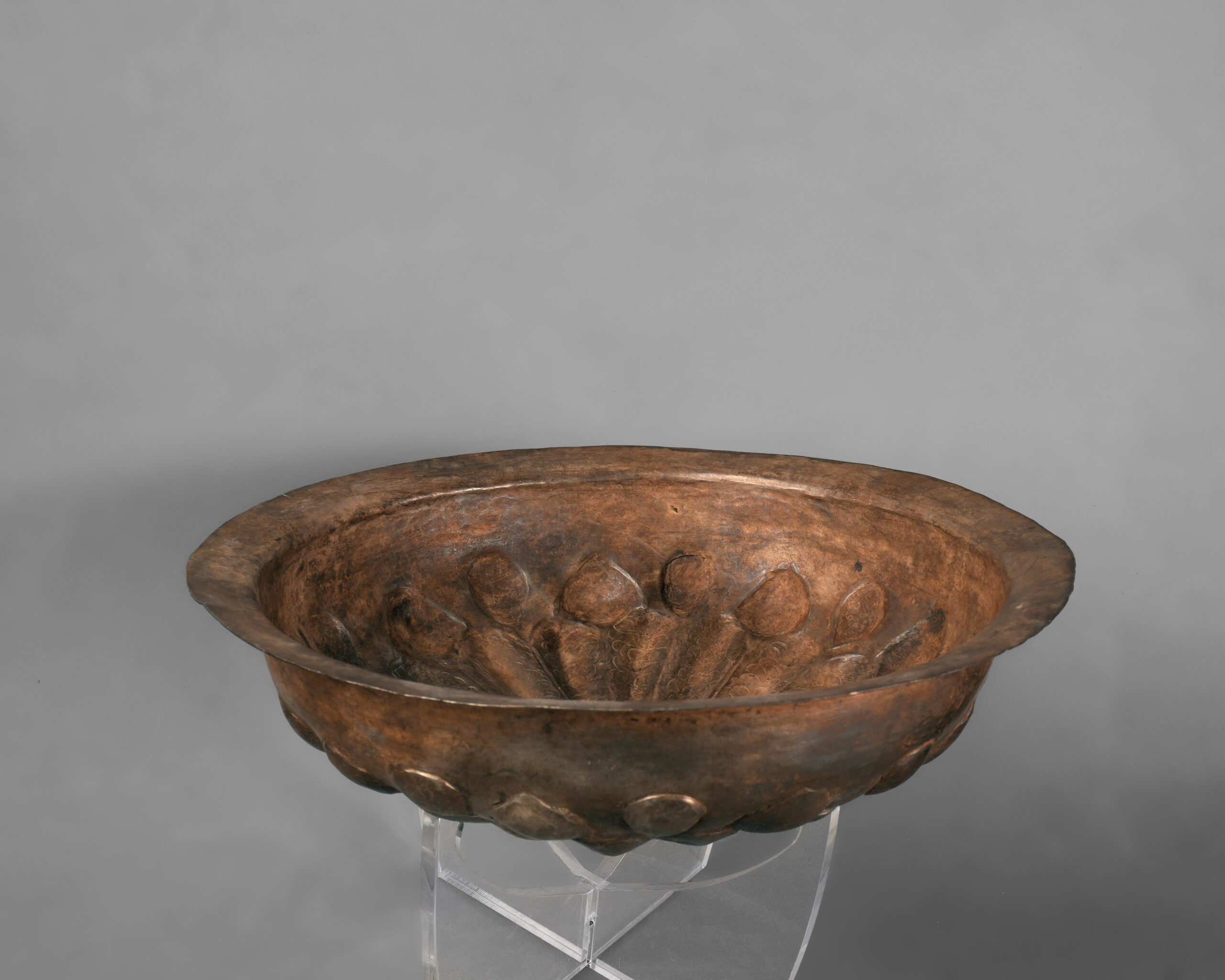 Silver Ribbed Achaemenid Wine Philae Bowl - Image 2
